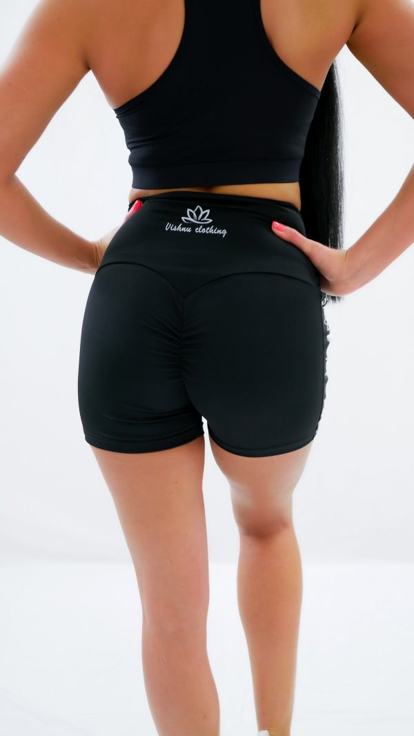 Hella fekete oldalfeliratos short (3)
